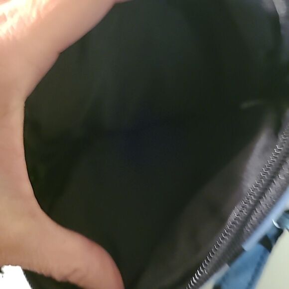 Vera Bradley Bag - Picture 5 of 9